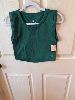 FP Free People Dark Green Women’s Cropped Tank Sz XL.  NWT. Box12